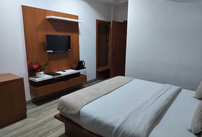 هتل Brij Palace & Restaurant