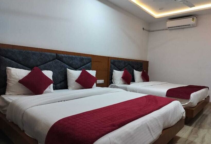 هتل Brij Palace & Restaurant