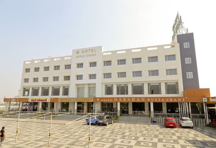 فندق Grand Darshan Vadodara