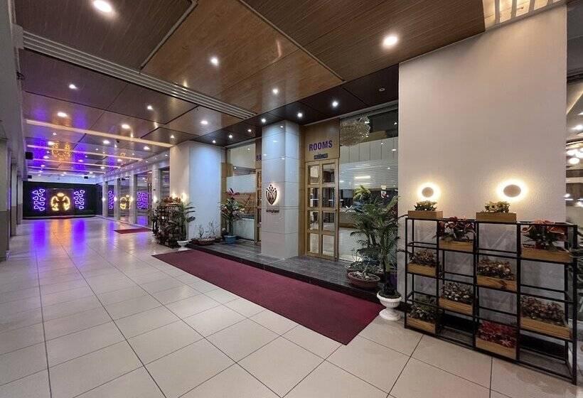 فندق Grand Darshan Vadodara