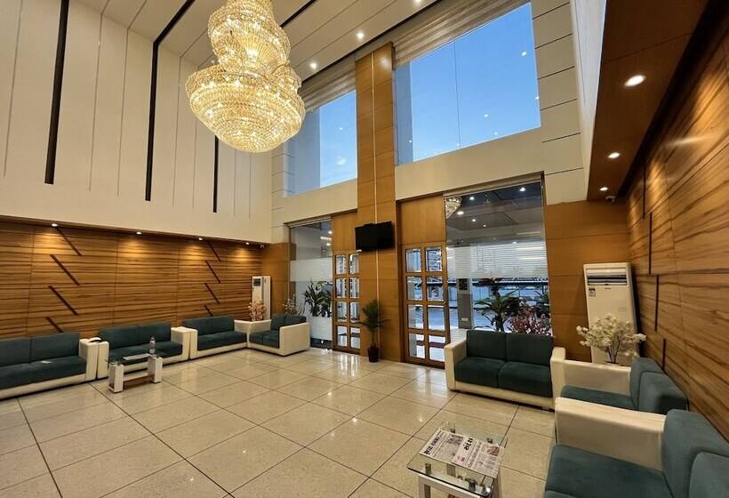 فندق Grand Darshan Vadodara