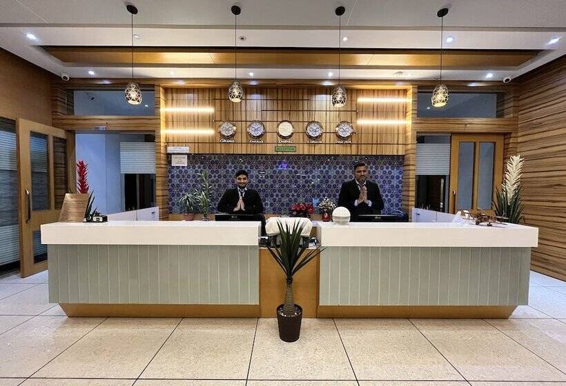 فندق Grand Darshan Vadodara