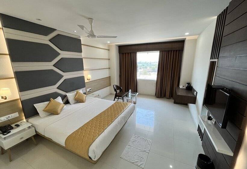 فندق Grand Darshan Vadodara