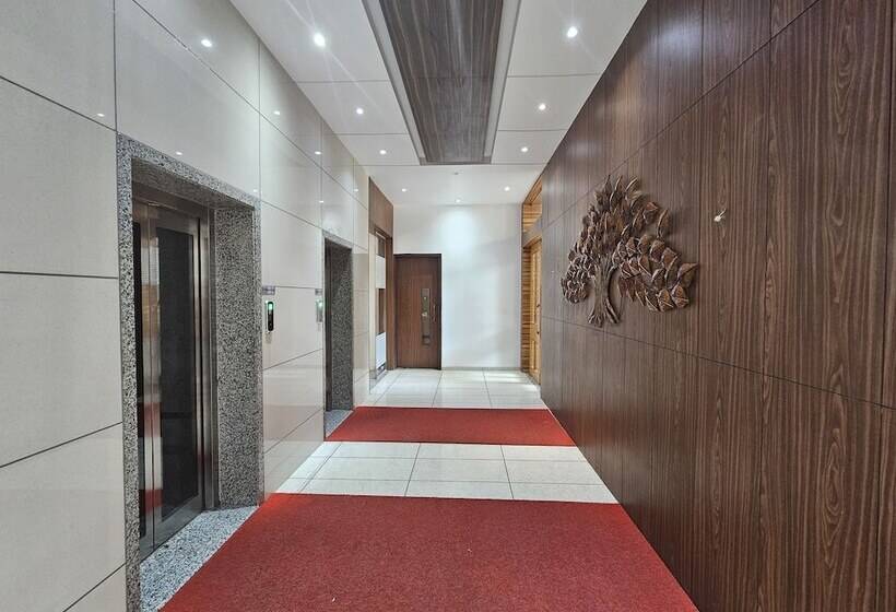 فندق Grand Darshan Vadodara