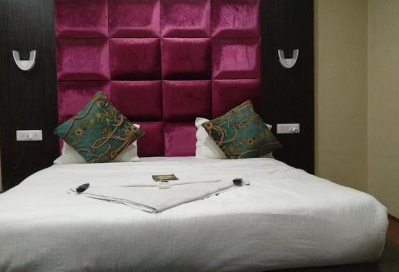 Отель K2 Inn , Srinagar