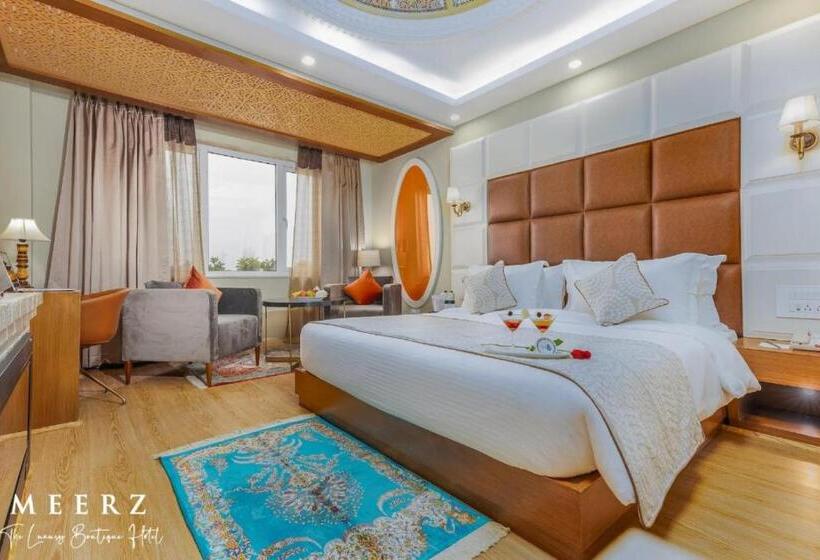 فندق Meerz , Srinagar
