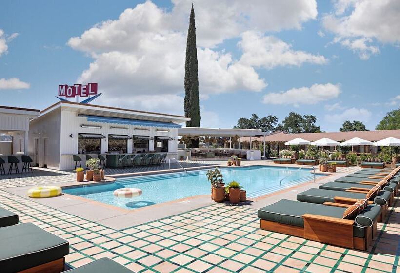 فندق River Lodge Paso   21 & Over Pool