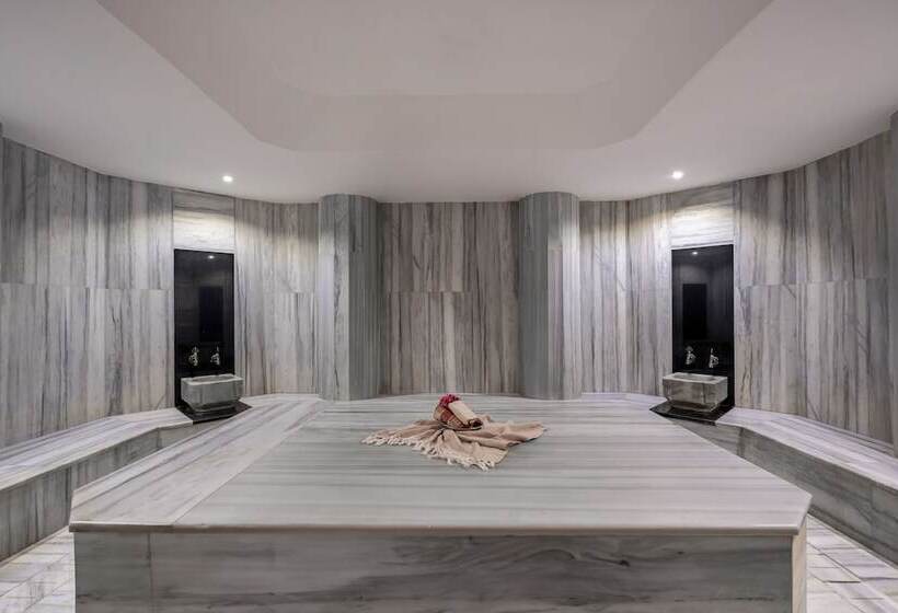 فندق Sisus Marina