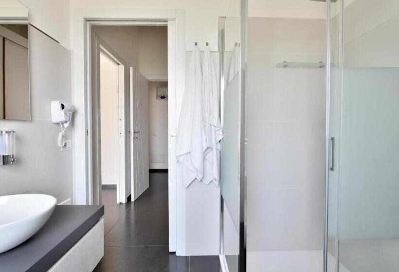 פנסיון Sa Omu Bianca 2