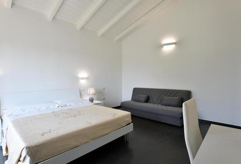 פנסיון Sa Omu Bianca 2