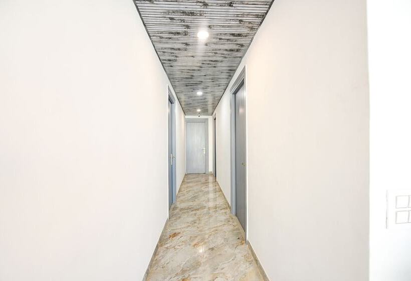 Fabhotel The Premium Villa