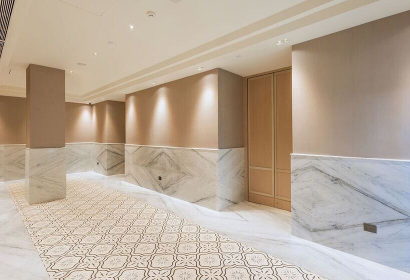 Отель Enrise By Sayaji Lonavala