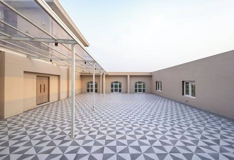 Отель Enrise By Sayaji Lonavala