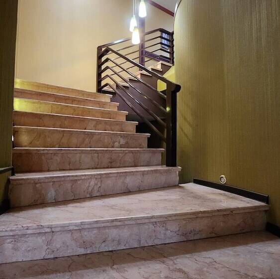 هتل Georgian Paradise