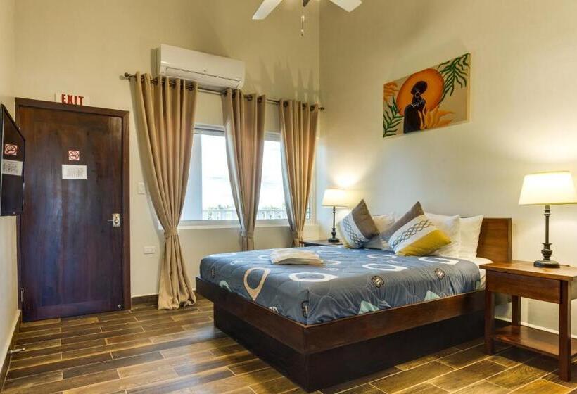 فندق Louis  Apartments