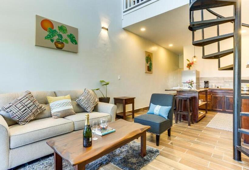 فندق Louis  Apartments