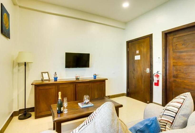 فندق Louis  Apartments