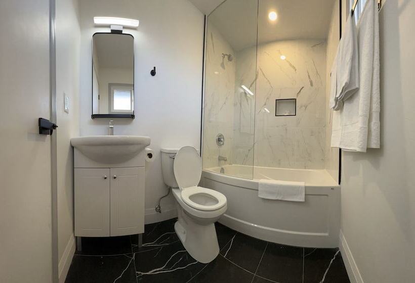 فندق Shore Vista Lodge