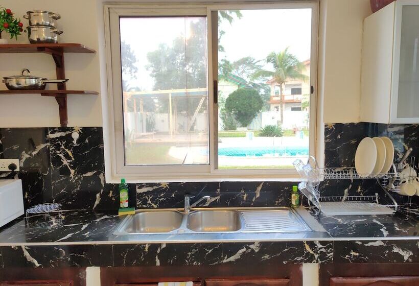 پانسیون Beach Road Oasis