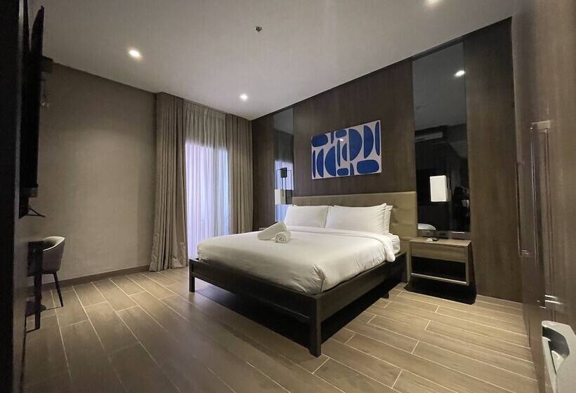 A And A Quezon City Powered By Cocotel