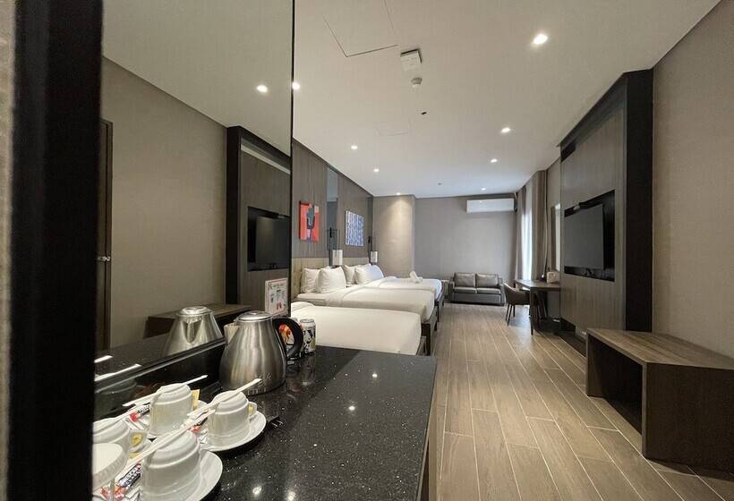 A And A Quezon City Powered By Cocotel