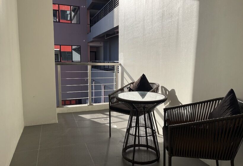 A And A Quezon City Powered By Cocotel