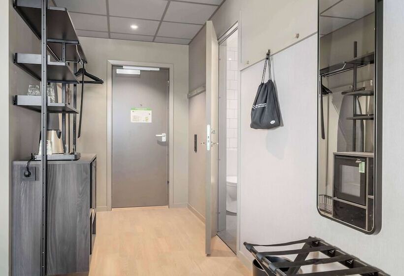 Отель Aiden By Best Western Karlstad Arena