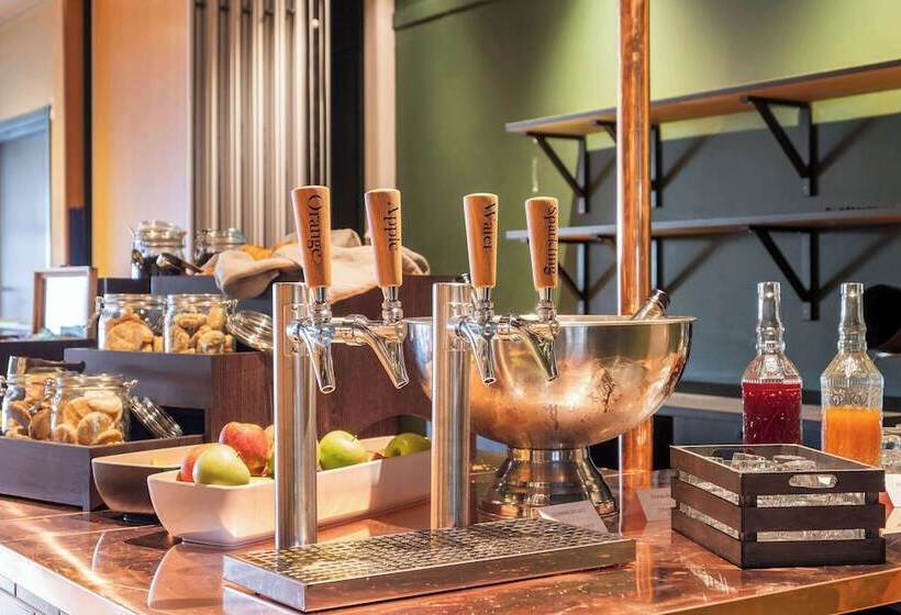 Отель Aiden By Best Western Karlstad Arena