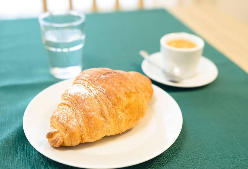 ホテル Solid Gold Garni