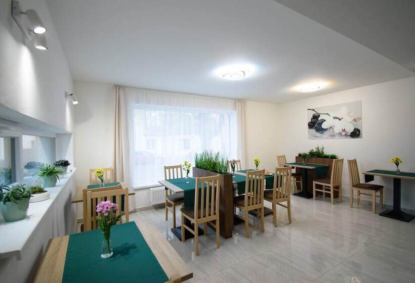 ホテル Solid Gold Garni