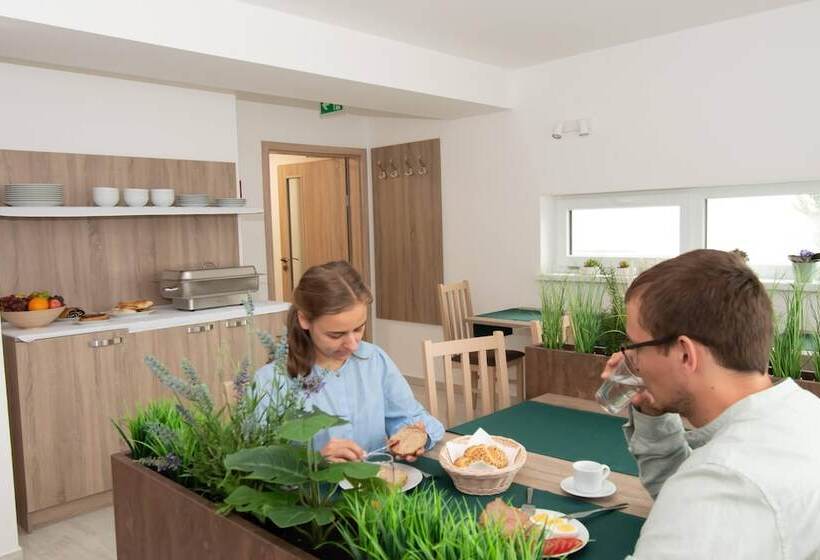 ホテル Solid Gold Garni