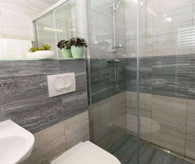 ホテル Solid Gold Garni