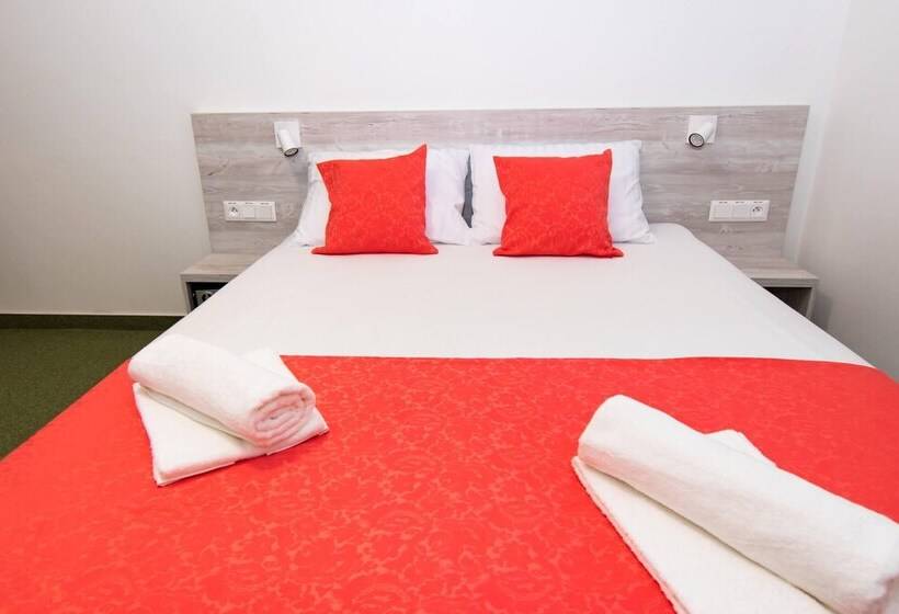 ホテル Solid Gold Garni