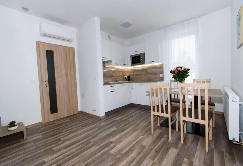 ホテル Solid Gold Garni