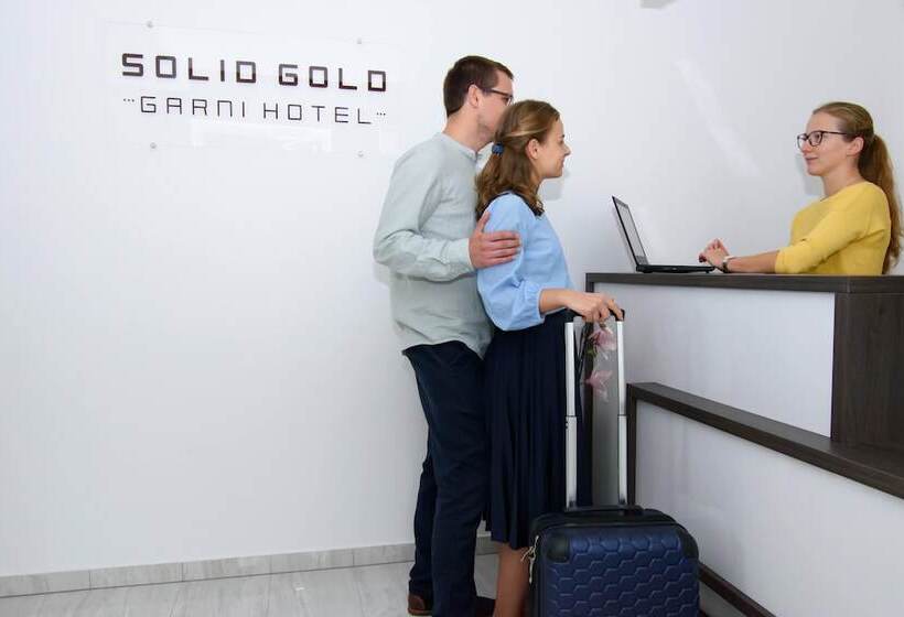 ホテル Solid Gold Garni