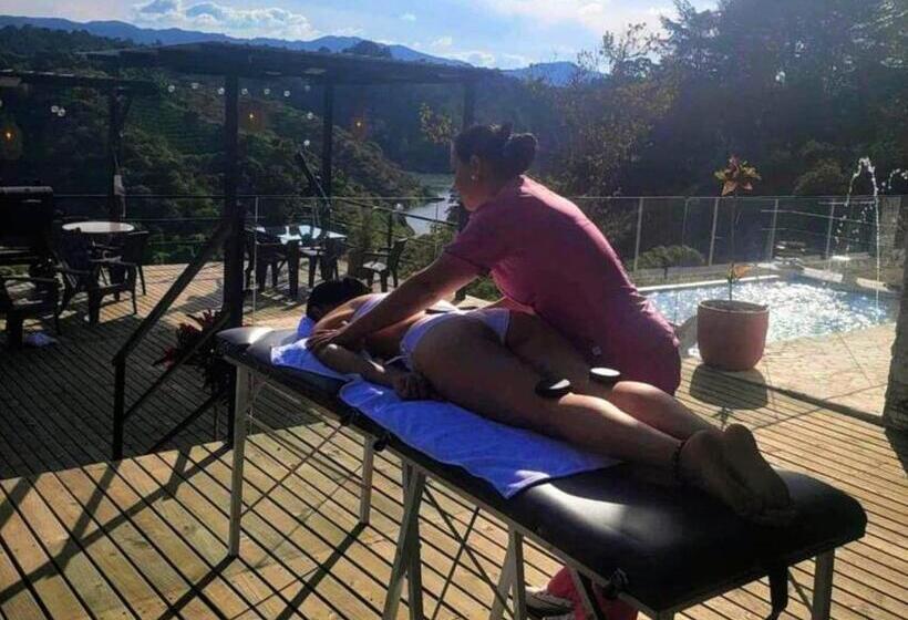 膳宿费 Hermosa Habitación 202!!