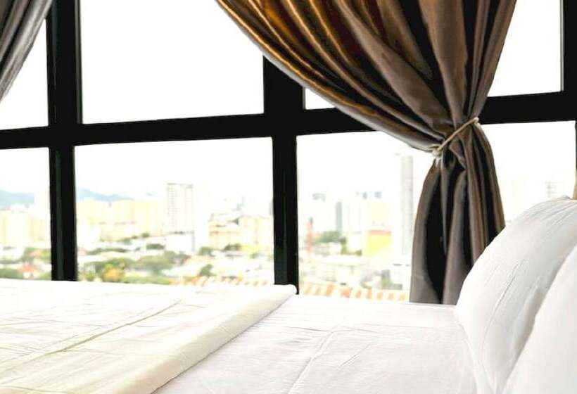 بنسيون Oyo Home 90948 Irishe Homestay Penang City Seaview