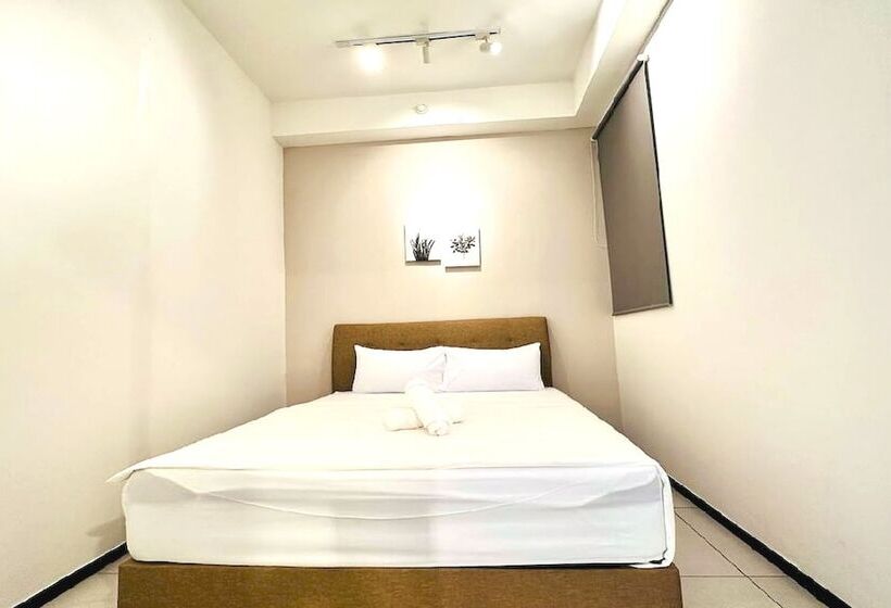 بنسيون Oyo Home 90948 Irishe Homestay Penang City Seaview