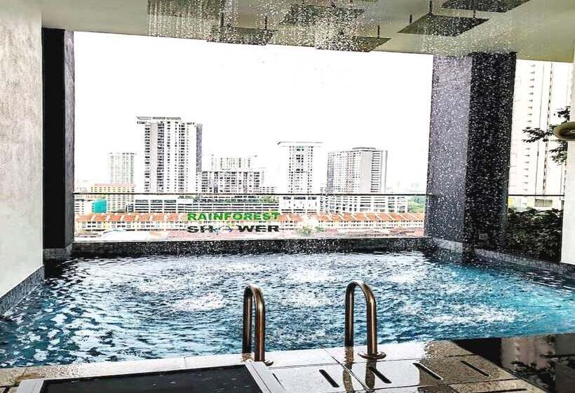 펜션 Oyo Home 90948 Irishe Homestay Penang City Seaview