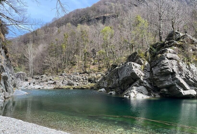 펜션 Room In Guest Room   Cavergno   Casa Coerente