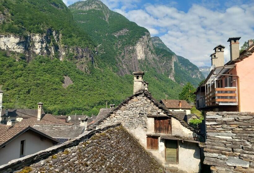 펜션 Room In Guest Room   Cavergno   Casa Coerente