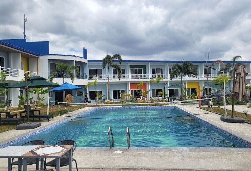 Blue Hotel And Resort