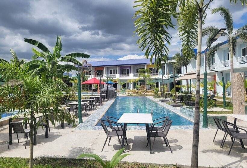 Blue Hotel And Resort