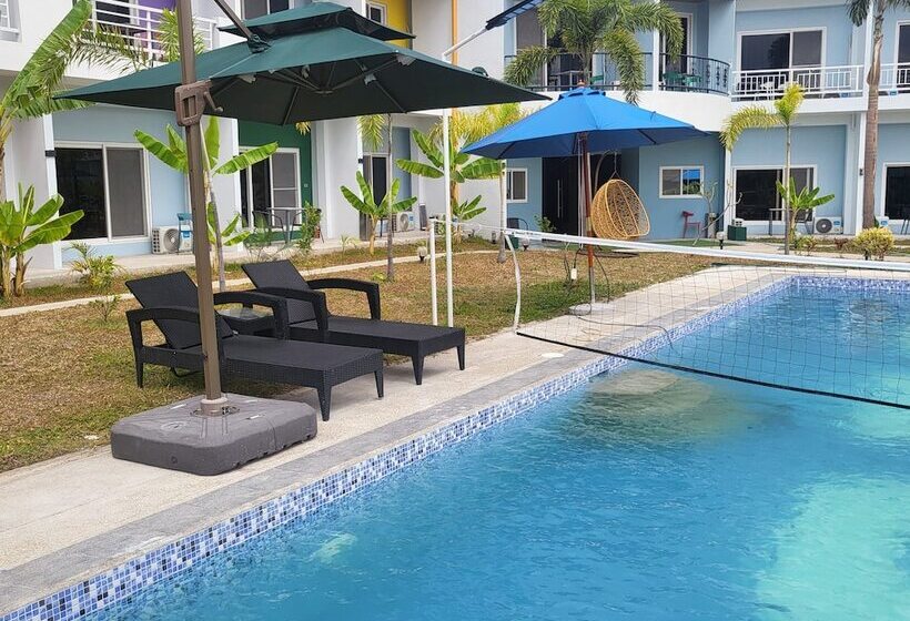 Blue Hotel And Resort