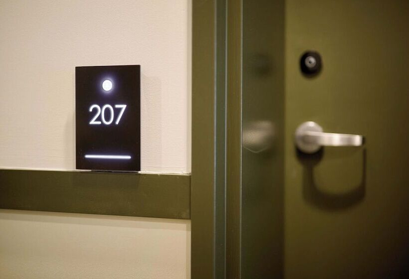 فندق Abode Phillip