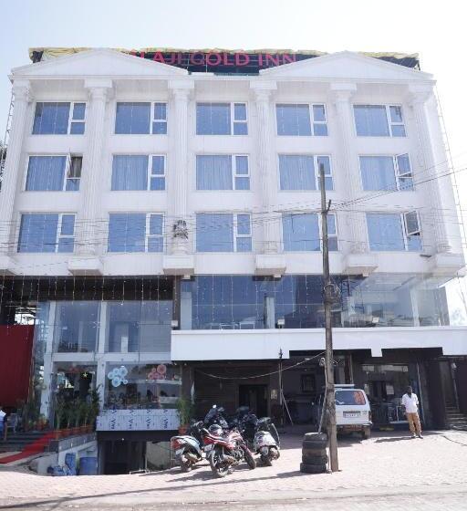 호텔 Balaji Gold Inn