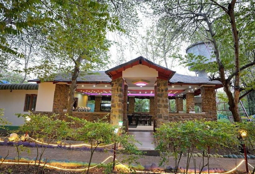 ホテル Hillside Spring Valley Resort Masinagudi