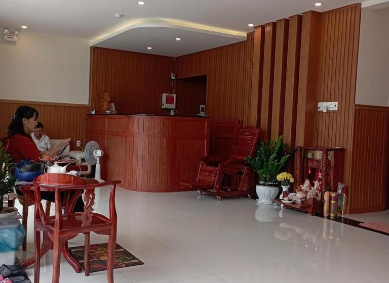 هتل Nhà Nghỉ Kim Cương