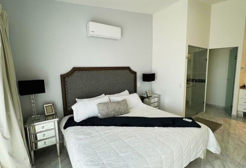 هتل Residences By Mp Cabo San Lucas