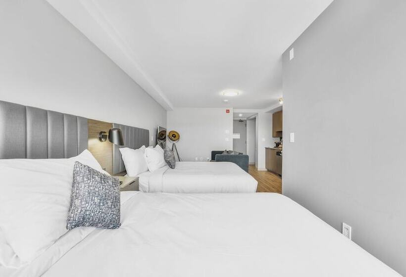 Skye Hotel & Residences